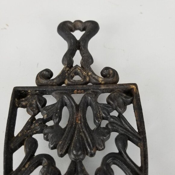 Antique Cast Iron Trivet With Ornate Leaf & Scroll Design - Picture 2 of 5
